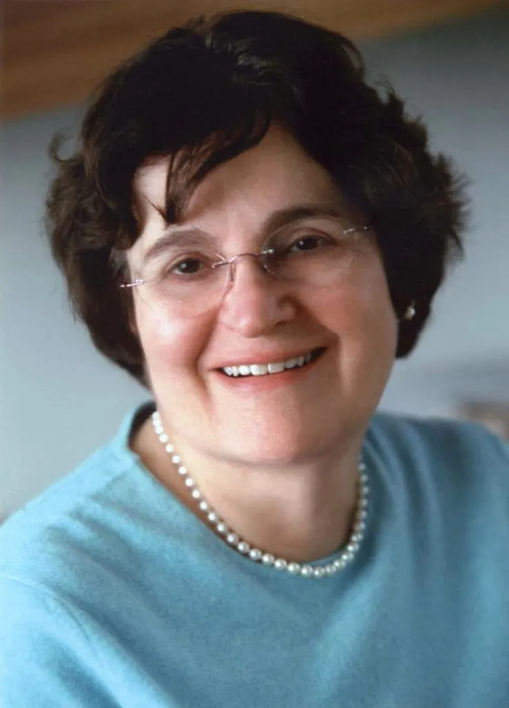 Susan Band Horwitz300ppi