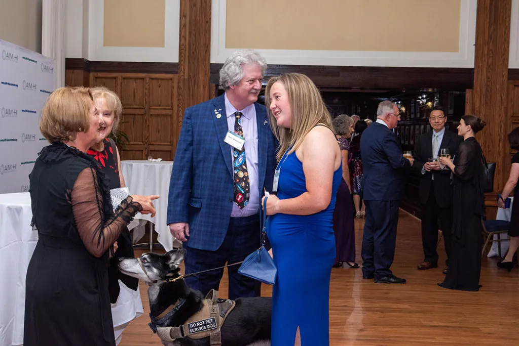 GirardIm_NFCR2022-1189 small Guests Mingle at the 2022 Global Summit Cocktail Party