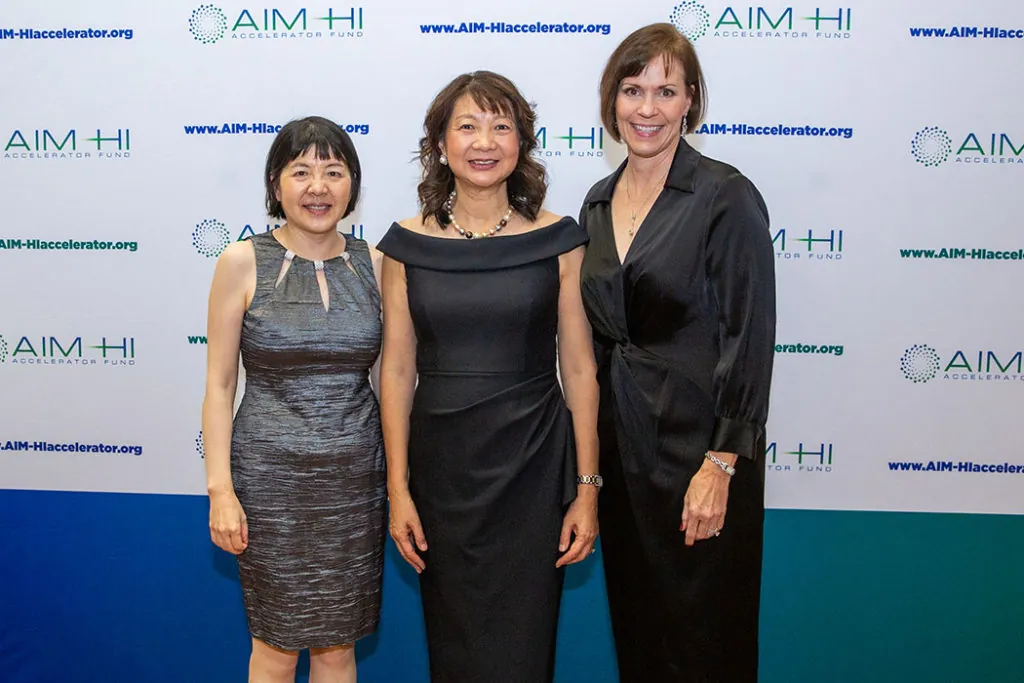 GirardIm_NFCR2022-1241 small 2022 Global Summit Cocktail Party